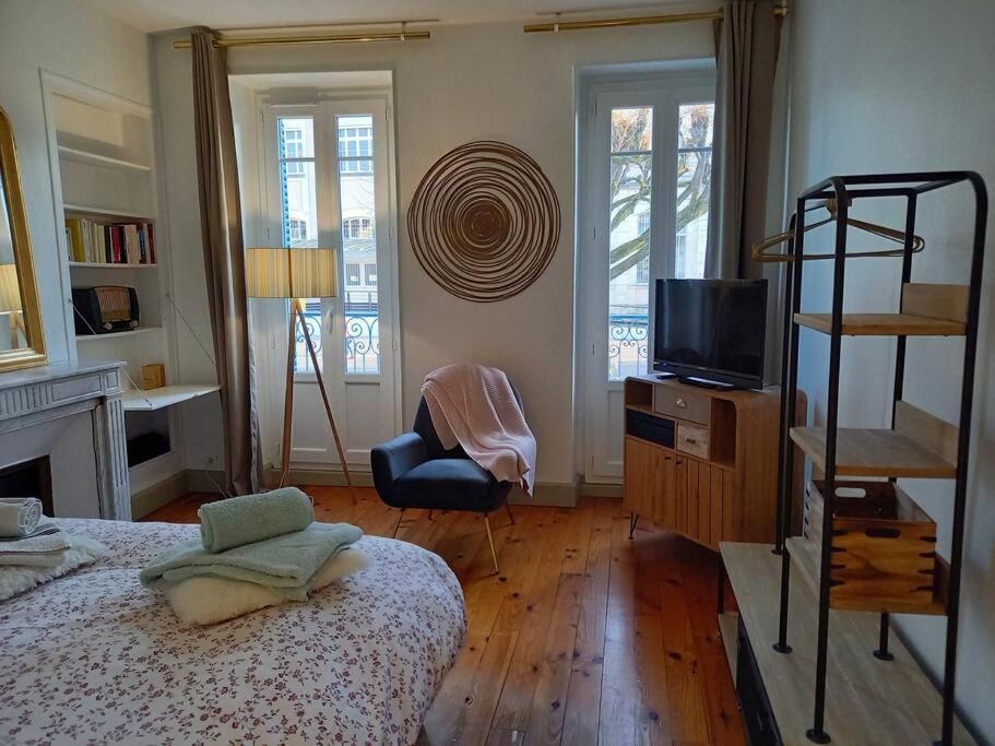 Maison Nadaud Avec Parking Prive Мон дьо Марсан Екстериор снимка